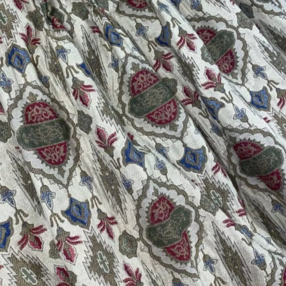 Pair of Stunning Tapestry Curtains Vintage Rug-Print Drapes 104 Long Tan Red 2 - Picture 5 of 6